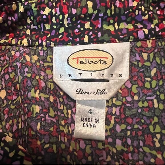 Talbots 100% silk patterned button down shirt‎ - Picture 5 of 10